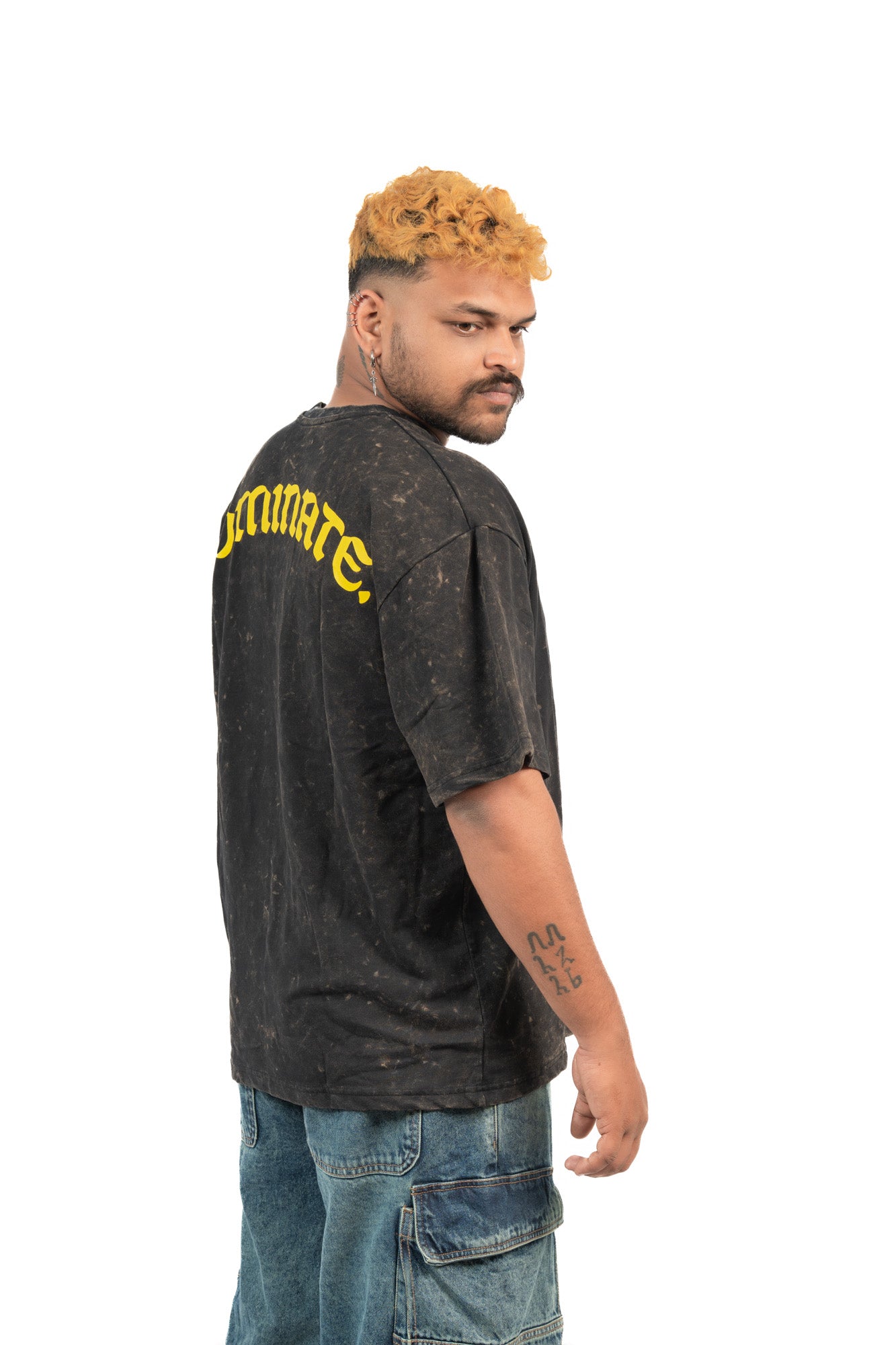 DOMINATE  – Obsidian Premium Oversized Tee